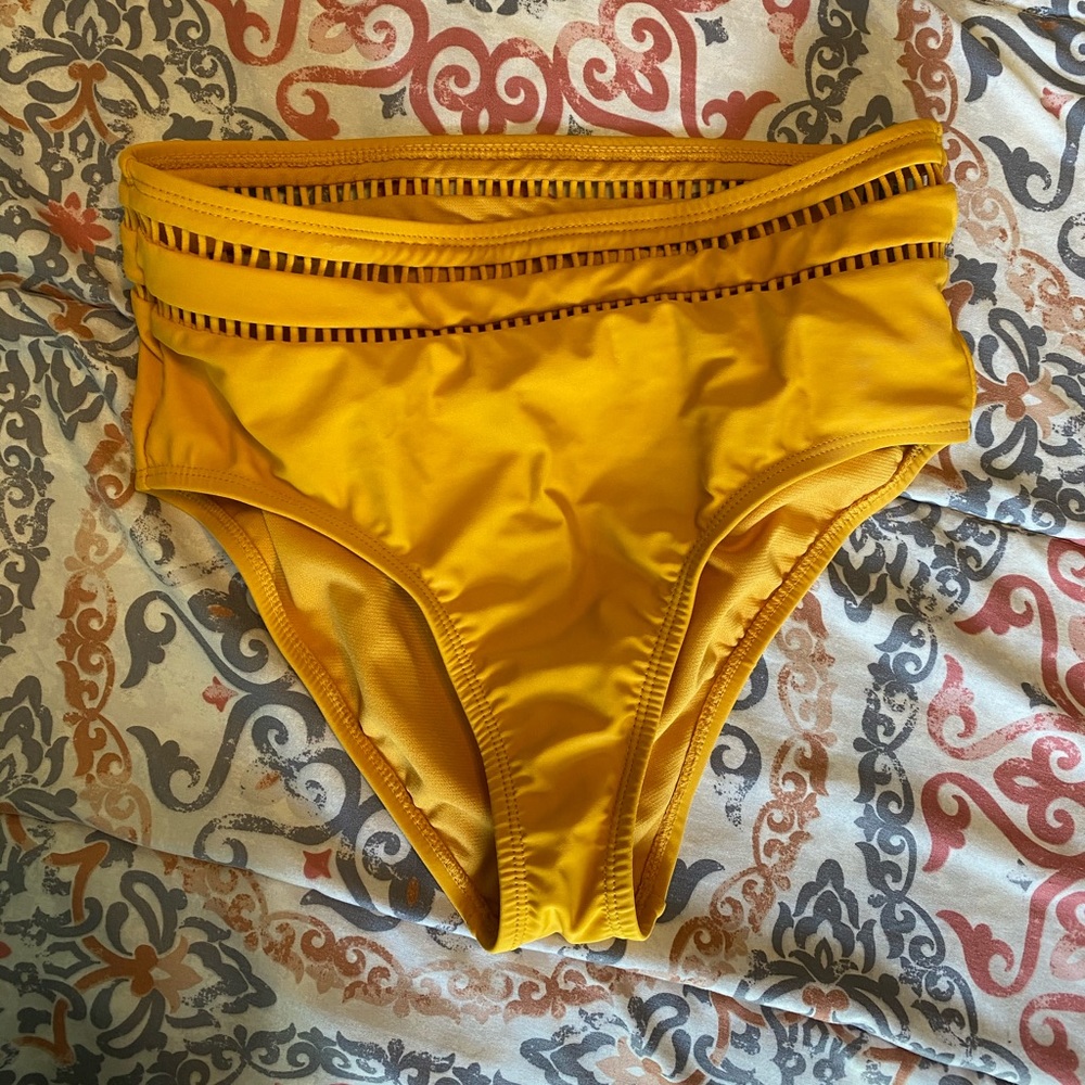 Yellow highwaisted bathing suit bottoms,NEVER WORN